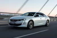 Peugeot 508 HYbrid 225